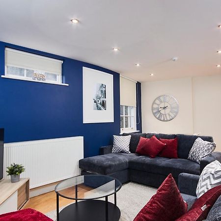 Stunning Hepburn Suite! Bath Exterior photo